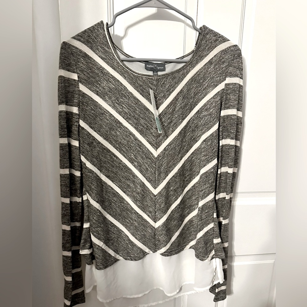 NWT MARKET & SPRUCE chevron striped blouse Medium